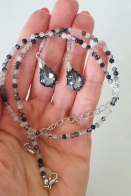 Juego de pendientes de cristal de cuarzo rutilado de piedras preciosas  Foto 1 de 4