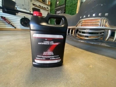 1 Gallon GENUINE Toyota Lexus RED Long Life Antifreeze Coolant 00272-1LLAC-01 - Image 1 of 4