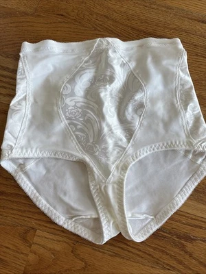 Bragas modeladoras de faja Cupido vintage Lg nailon blancas brillantes segunda piel Foto 1 de 4