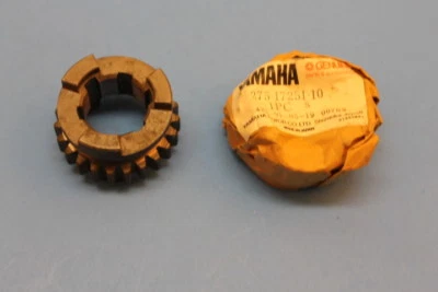 NOS YAMAHA DT2 DT3 MX250 MX360 RT3 5TH WHEEL GEAR 23T PART# 275-17251-10-00 - Image 1 of 4