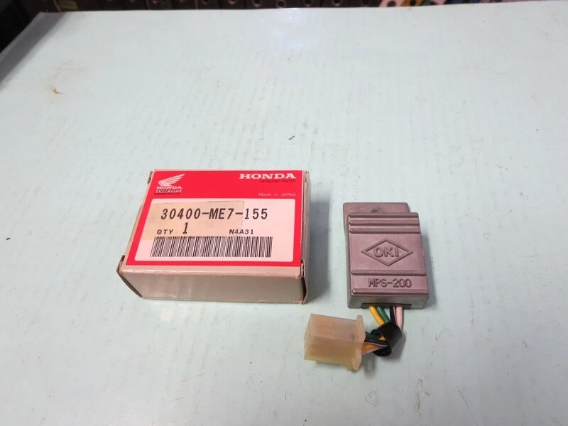 HONDA  CX650Turbo, CDI Einheit, Zündbox 30400-ME7-155 - Bild 1 von 1