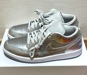Nike Air Jordan 1 Low SE FN5030-001 Metallic Silver Photon Dust Grey women's - Picture 1 of 8
