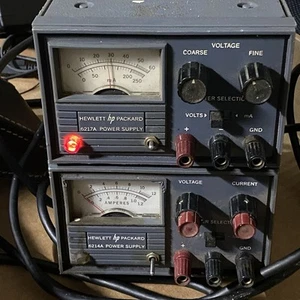 Lote de Fuente de Alimentación CC 2-HP 6214A (12V) y 6217a (60v) -Unidades de Trabajo - Imagen 1 de 14