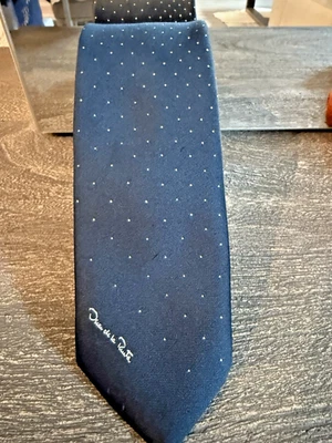 ***OSCAR DE LA RENTA***CORBATA HOMBRE-AZUL MARINO-CLÁSICA 56" X 3" Foto 1 de 4