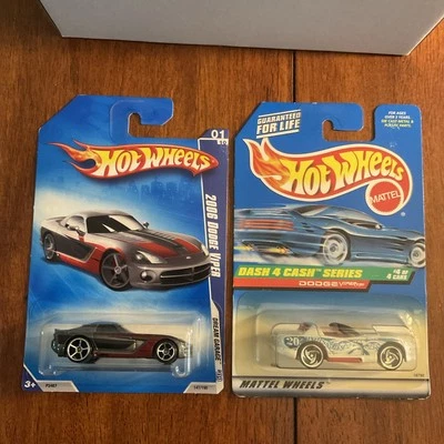 Dodge Viper 2009 Hot Wheels Dream Garage 2006, Col#724 Dodge Viper RT/10 Foto 1 de 4