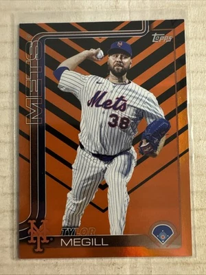 2025 Topps Update Tylor Megill Holiday Halloween US271 New York Mets - Image 1 of 2