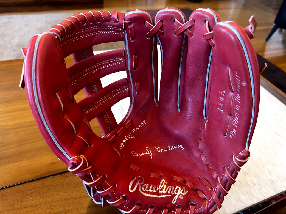 Guante de béisbol Rawlings 1445 Darryl Strawberry modelo exclusivo - casi como nuevo - rojo Foto 1 de 4
