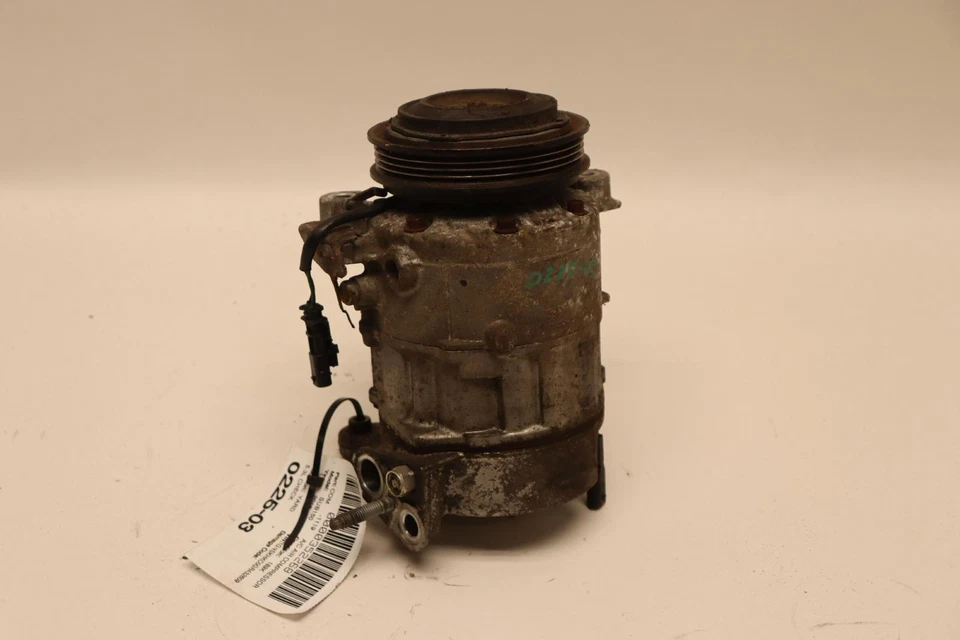 2015-2020 CHEVY/GMC SUBURBAN 5.3L A/C AC AIR CONDITIONING COMPRESSOR OEM - Image 1 of 4