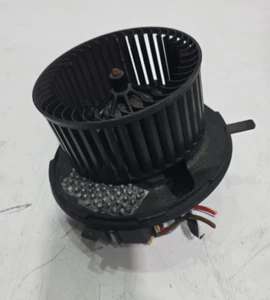 AUDI A3 2.0 TDI S LINE 2011 CABRIOLET HEATER BLOWER MOTOR & RESISTOR 3C0907521F - Picture 1 of 5