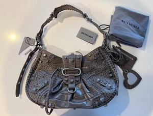 NWT Balenciaga Le Cagole Medium Shoulder Bag Purse Crocodile Embossed Grey - Picture 1 of 12