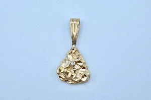 14k Gold And Diamond Nugget Style Pendant. 2.2 grams - Picture 1 of 4