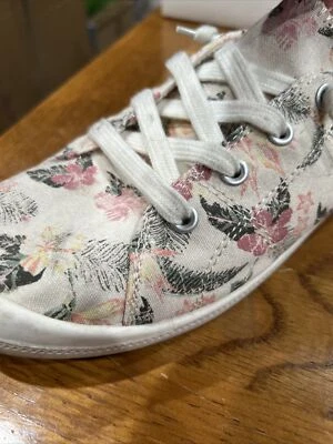 10 Womens Mad Love Lennie Lace up Canvas Flexible Shoes hawaiian floral pink - Image 1 of 4