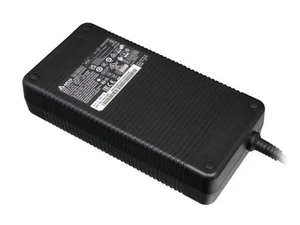 MSI Vector 17HX A14VIG (MS-17S1) Original Netzteil 330,0 Watt - Bild 1 von 4