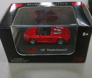 Malibu International Diecast Collection 1:87 Porsche Carrera GT RED c34 - Picture 1 of 1