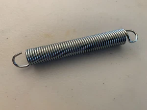 12 PCS. 4" EXTENSION SPRING 1/2" OD X  .062" WIRE HOOK END Tennant 604333 - Picture 1 of 1