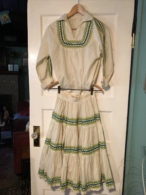 Vestido Patio/"Squaw" Años 50 2 Piezas con Falda Circular de 3 Niveles Crema con Verde/Turquesa Foto 1 de 4