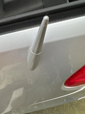 Antenna posteriore Mercedes SL R230 SL-Class SL350 500 55 Ariel A2308201075... - Immagine 1 di 4