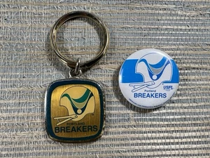 Vintage Portland Breakers USFL Keychain & 1-3/8" Pinback Button Football Lot - Picture 1 of 3