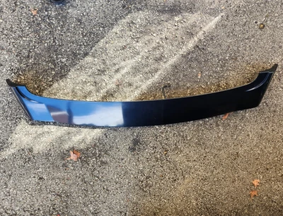 Conjunto de alerón trasero deportivo Hyundai Santa Fe 2013-2018 con lámpara OEM 87210-4Z000 Foto 1 de 4