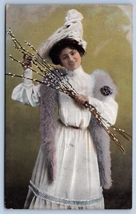 Victorian Fashion Women Mink Scarf Big Hat Postcard - Picture 1 of 2