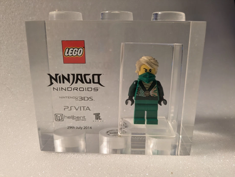 LEGO Tt Games Developer Brick - Ninjago Nindroids Lloyd - Extrememly Rare! - Image 1 of 4