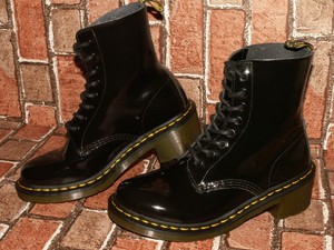 dr martens clemency boot
