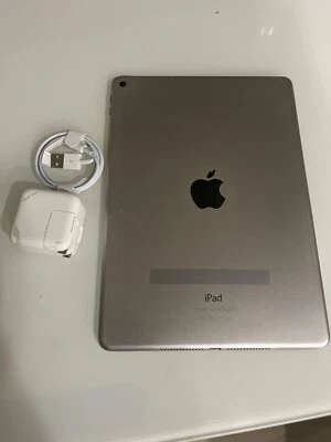 iPad Air 2 32 GB Wifi-Only Space-Grey Very Good Condition - Image 1 of 4