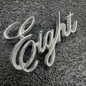 1971 - 1976 Oldsmobile Eight Script Vintage Car Emblem Badge - Picture 1 of 8