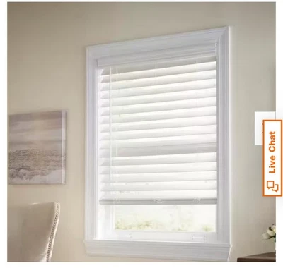 Juego de 2 persianas inalámbricas de imitación de madera blancas para decoradores del hogar, listones de 2,5", 66x64 Foto 1 de 3