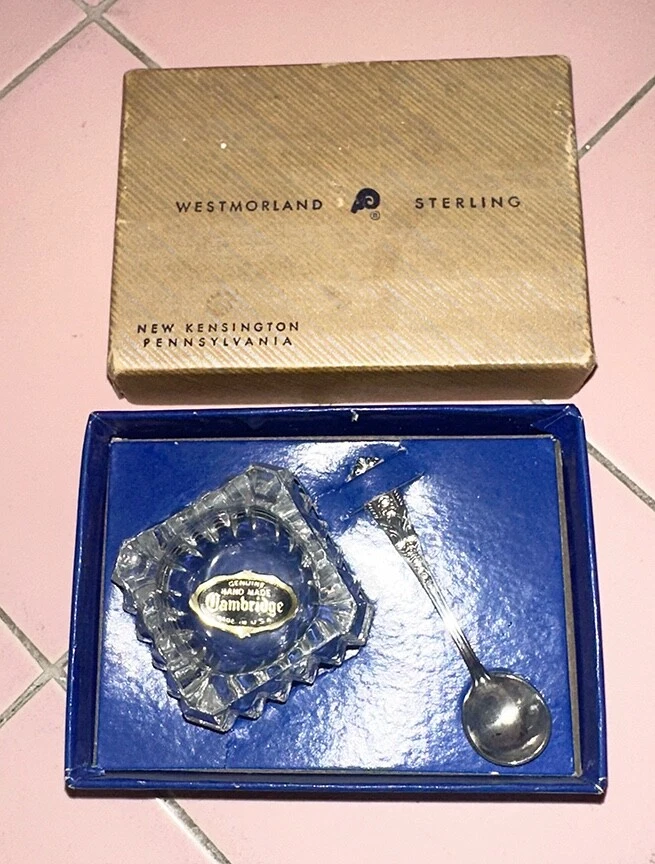 NUEVO Bodega de sal de vidrio Cambridge y cuchara esterlina Westmorland Milburn Rose Foto 1 de 4