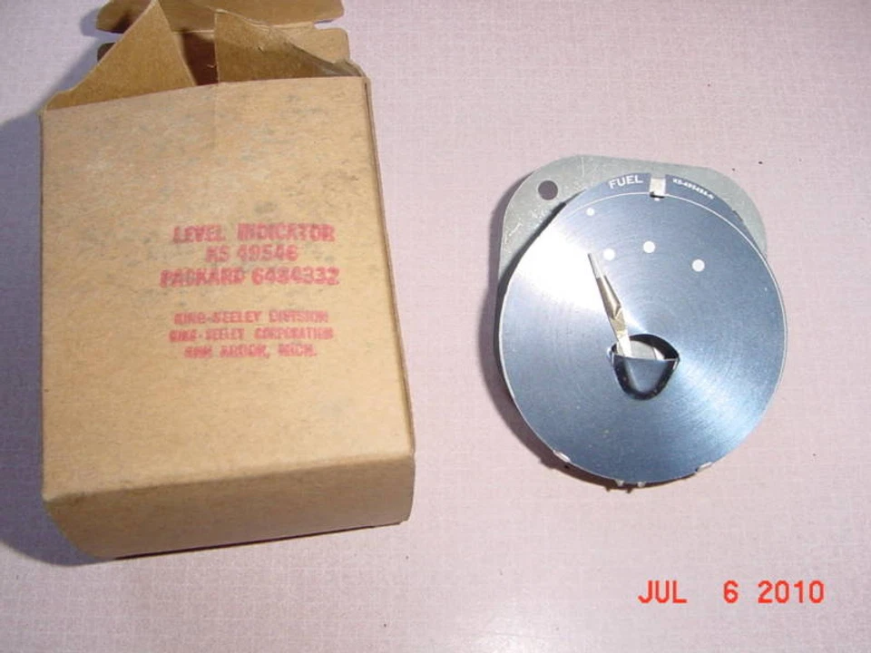 Packard Clipper 1956 medidor de combustible 6484332 nuevo de stock Foto 1 de 1