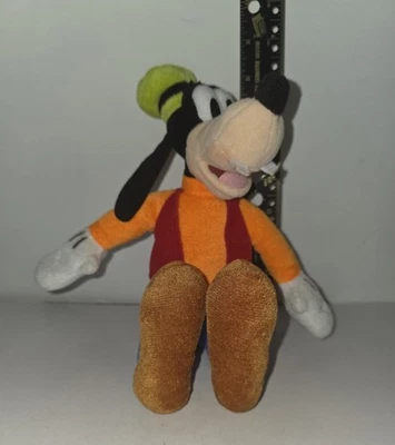 Peluche Disney Goofy con etiquetas Tush Foto 1 de 4