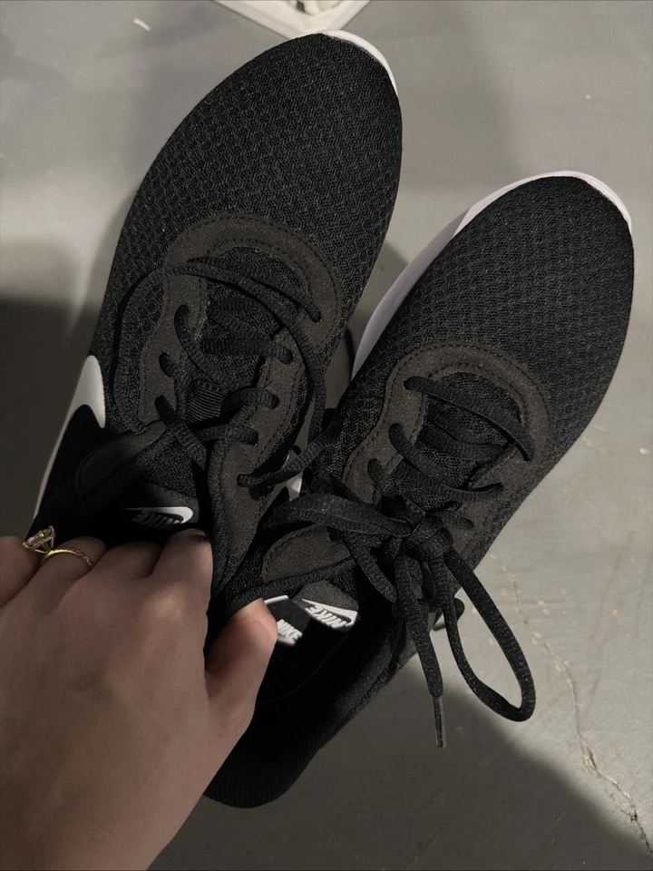 Женские кроссовки размер 11 - Изображение 1 из 4