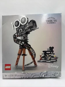 LEGO 43230 Walt Disney Tribute Camera (C2-A9) - Foto 1 di 7