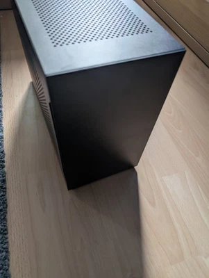 Lian Li A4-H2O X4 Mini-ITX Computergehäuse - Schwarz - Bild 1 von 3