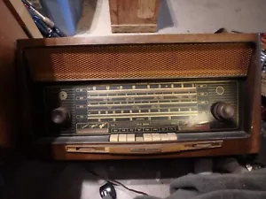 2U-vintage GRUNDIG MAJESTIC tube short wave radio-Germany- model 3090 powers up - Picture 1 of 9