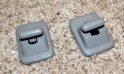 1994 1995 1996 chevrolet CAPRICE IMPALA sunvisor visor clips pair gray 1 BAD TAB - Image 1 of 4