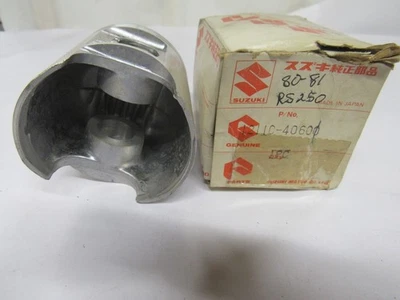 Nuevo de Lote Antiguo Original Suzuki 1980 RS250 Diámetro Estándar Pistón 12110-40600 Foto 1 de 3