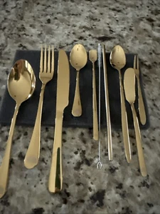 Set 10 posate personali Baroque Royal nuove. Tono oro 4265 - Foto 1 di 6