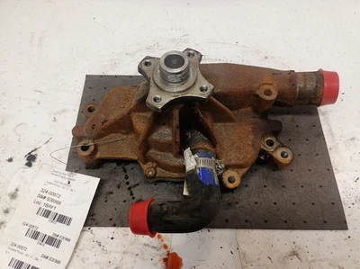 Coolant Pump from 2001 Chevrolet Silverado 2500 8.1L 11804753 - Image 1 of 4