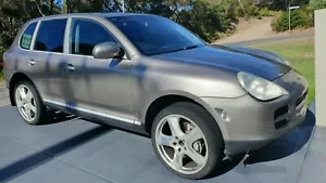 Porsche Cayenne V8 2004 - Picture 1 of 14