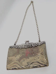 Antiguo monedero japonés para damas bordado dragón y león broche de plata pesado - Imagen 1 de 13