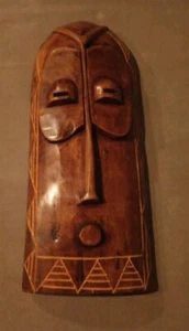 Ghana Collection Carved Wood Tribal Azande Chongu Wall Mount Mask 18.5"Length - Picture 1 of 4