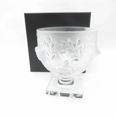 Vase en cristal à pieds Elizabeth en cristal de Lalique, d'occasion - Photo 1/4
