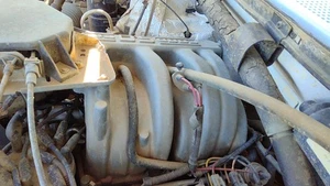 1994-1995 Ford F150 Upper Intake Manifold Oem 5.0l F4tz9424b - Picture 1 of 2