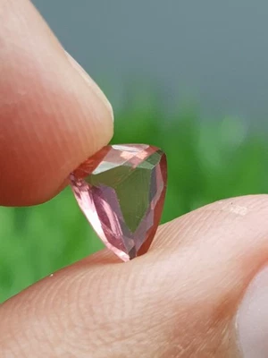 0.85 Carats Natural faceted Heart Shape Pink color Tourmaline From Afghanistan - Image 1 of 4