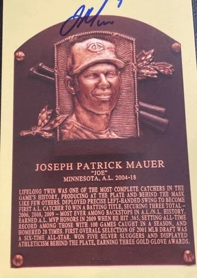 Joe Mauer Autographed Gold HOF Plaque Postcard Beckett Hologram  - Image 1 of 3
