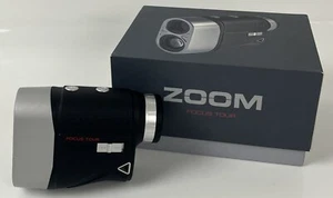 ZOOM FOCUS TOUR (FC003) Rangefinder Golf Entfernungsmesser OVP NEU vom Händler - Bild 1 von 11