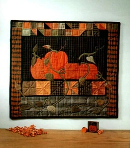 Fall Harvest Wall Quilt 3 Pumpkins w Vines Patch Pattern Primitive Folk Art Vtg - Picture 1 of 2