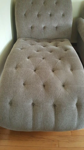 AWESOME WIDE LOUNGER CHAISE - PICK UP ONLY in UNIONTOWN PA Excellent condition Cover